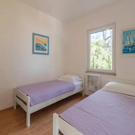 בית נופש Three-bedroom Holiday In