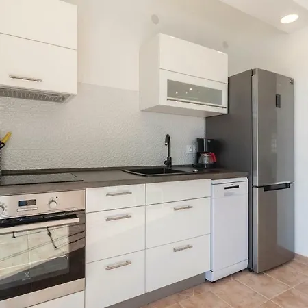 Three-bedroom Holiday In *