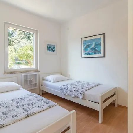 בית נופש Three-bedroom Holiday In Žman