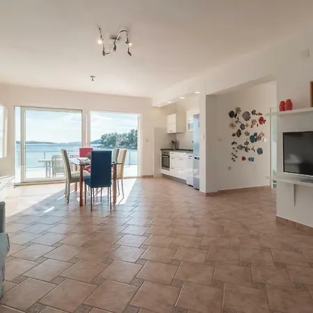 Three-bedroom Holiday In Holiday home Zman